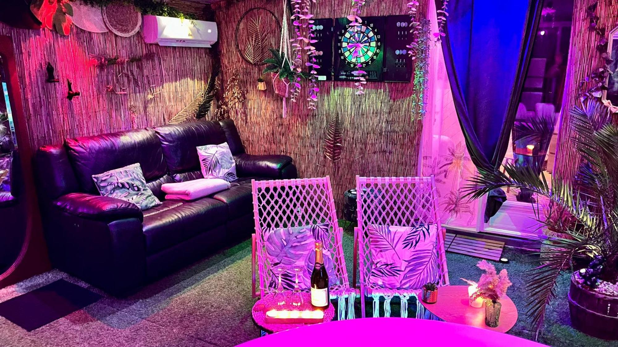 Un Mirage Tropical En Bord De Loire, Love Et Detente Saint-Clément-des-Levées Esterno foto